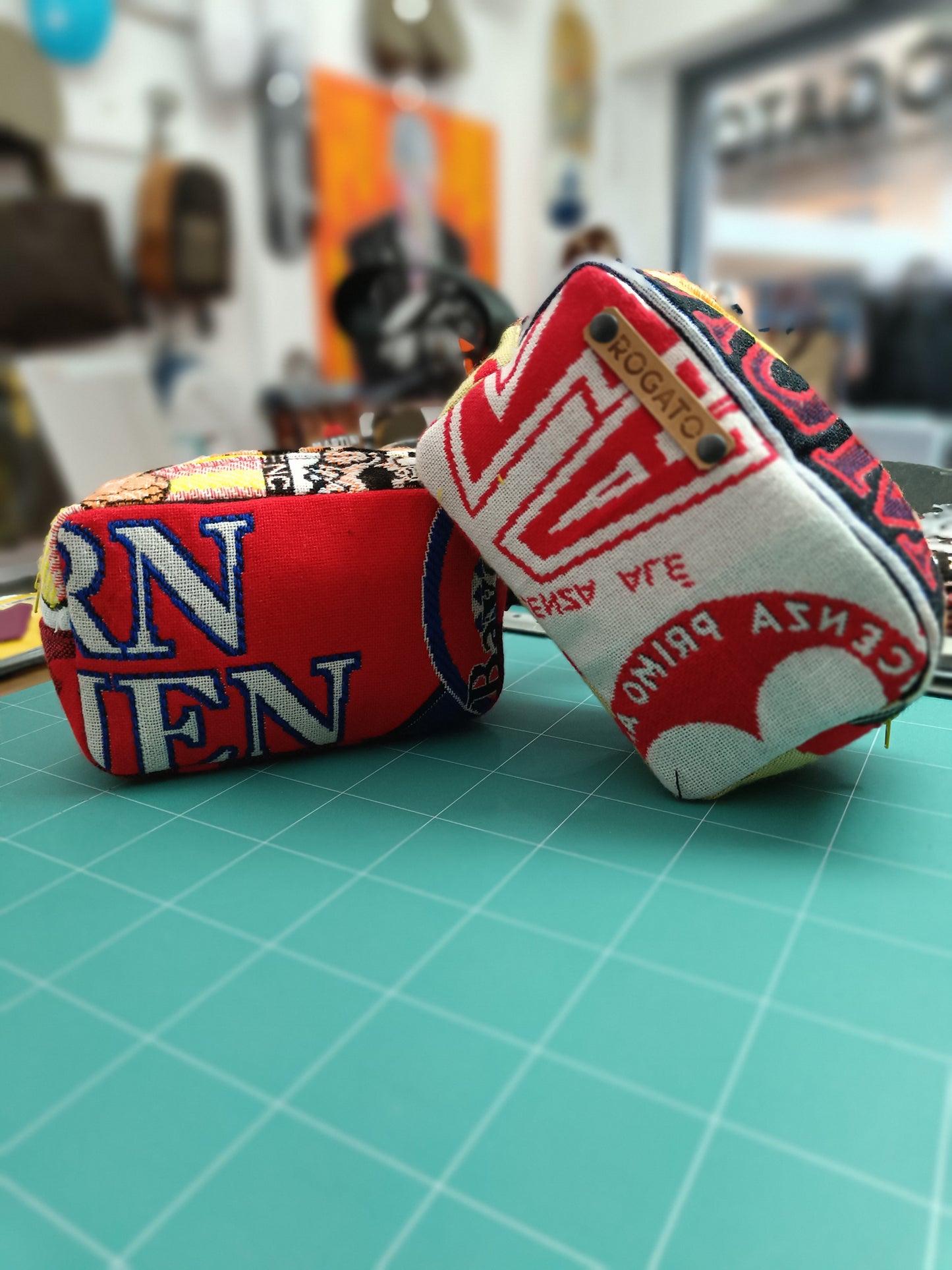 Scarf pochette