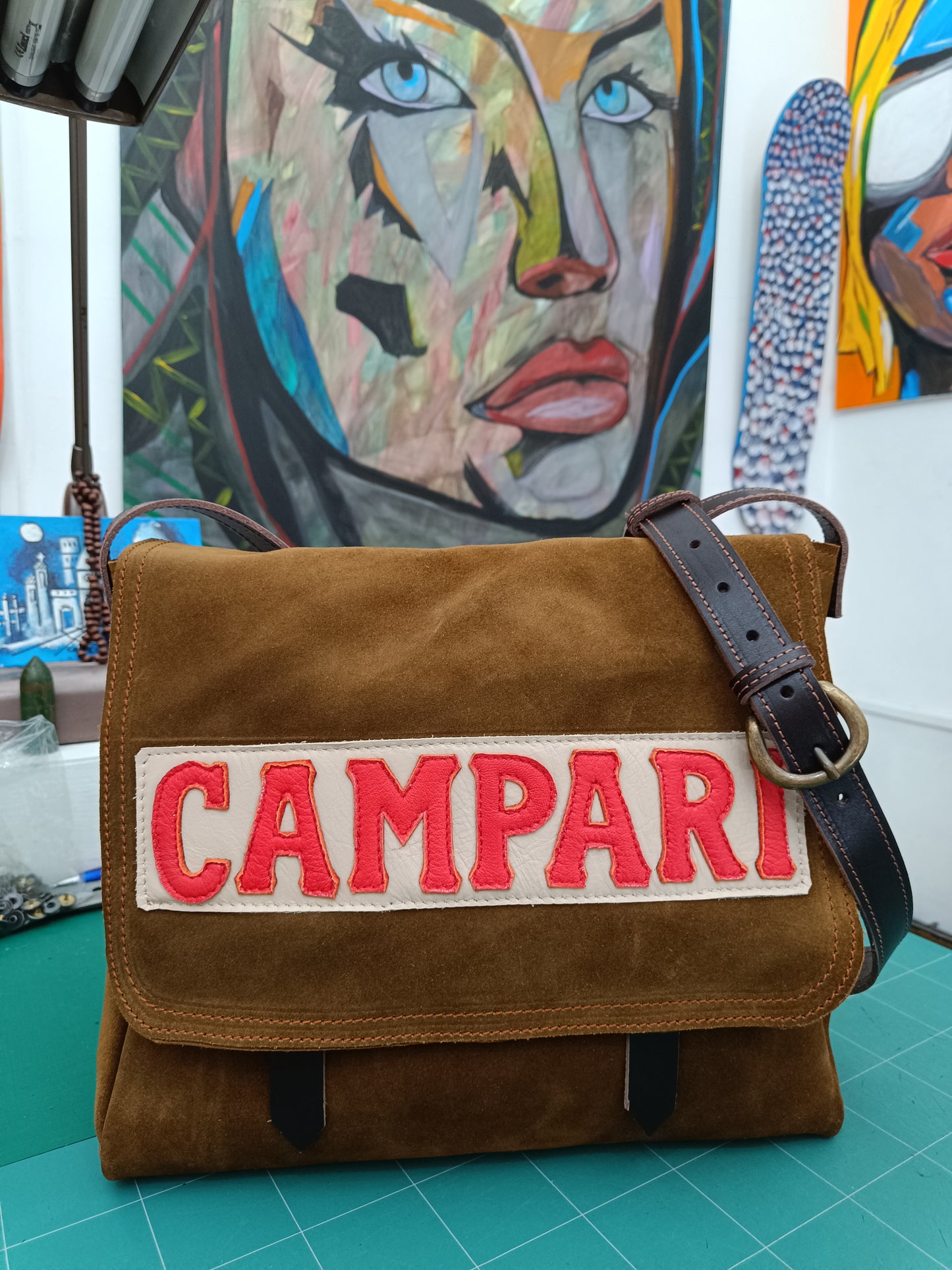 Messenger bag
