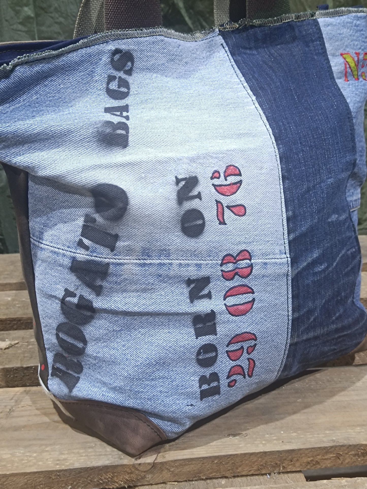 Shopping bag