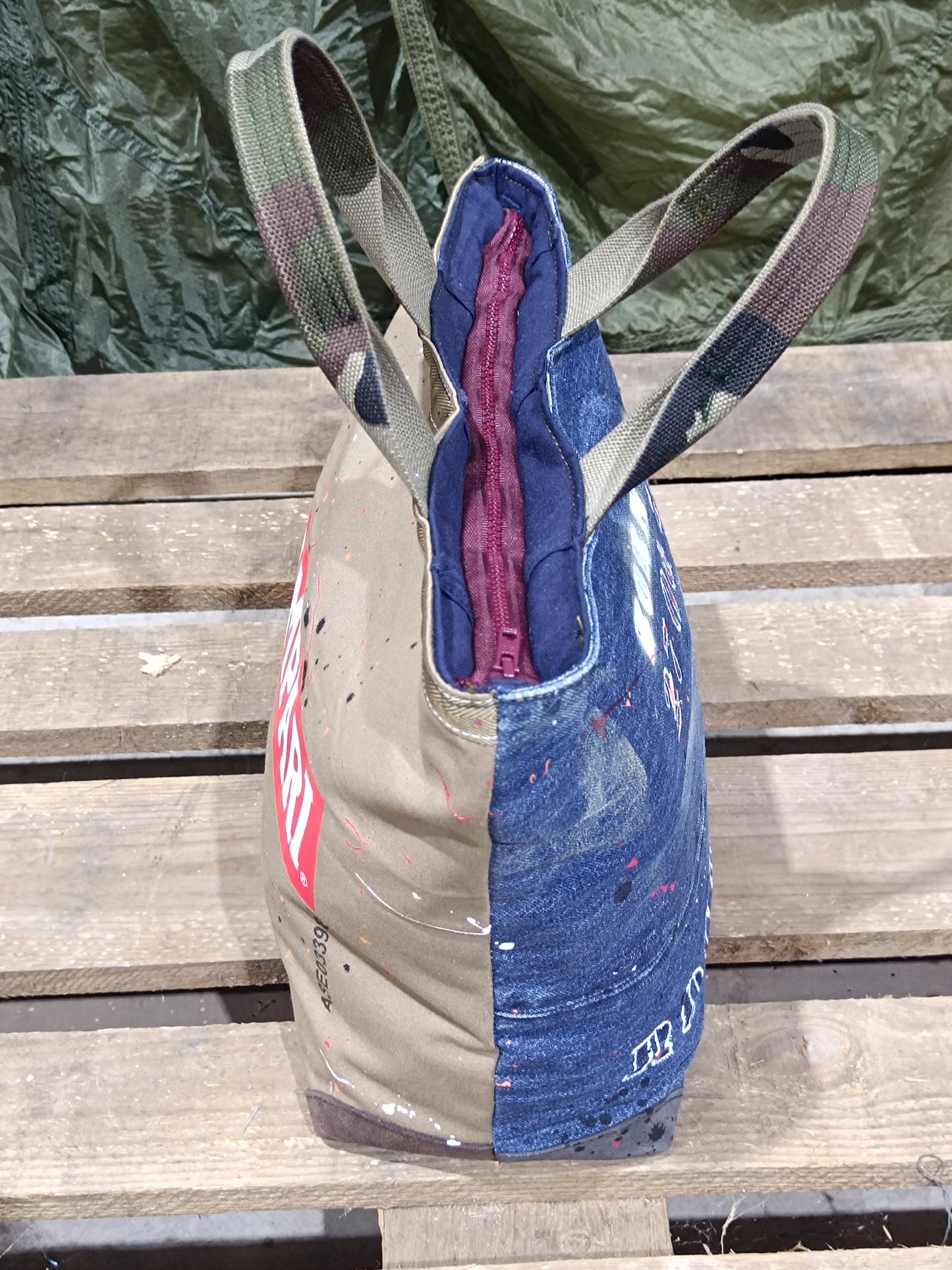 Shopping bag
