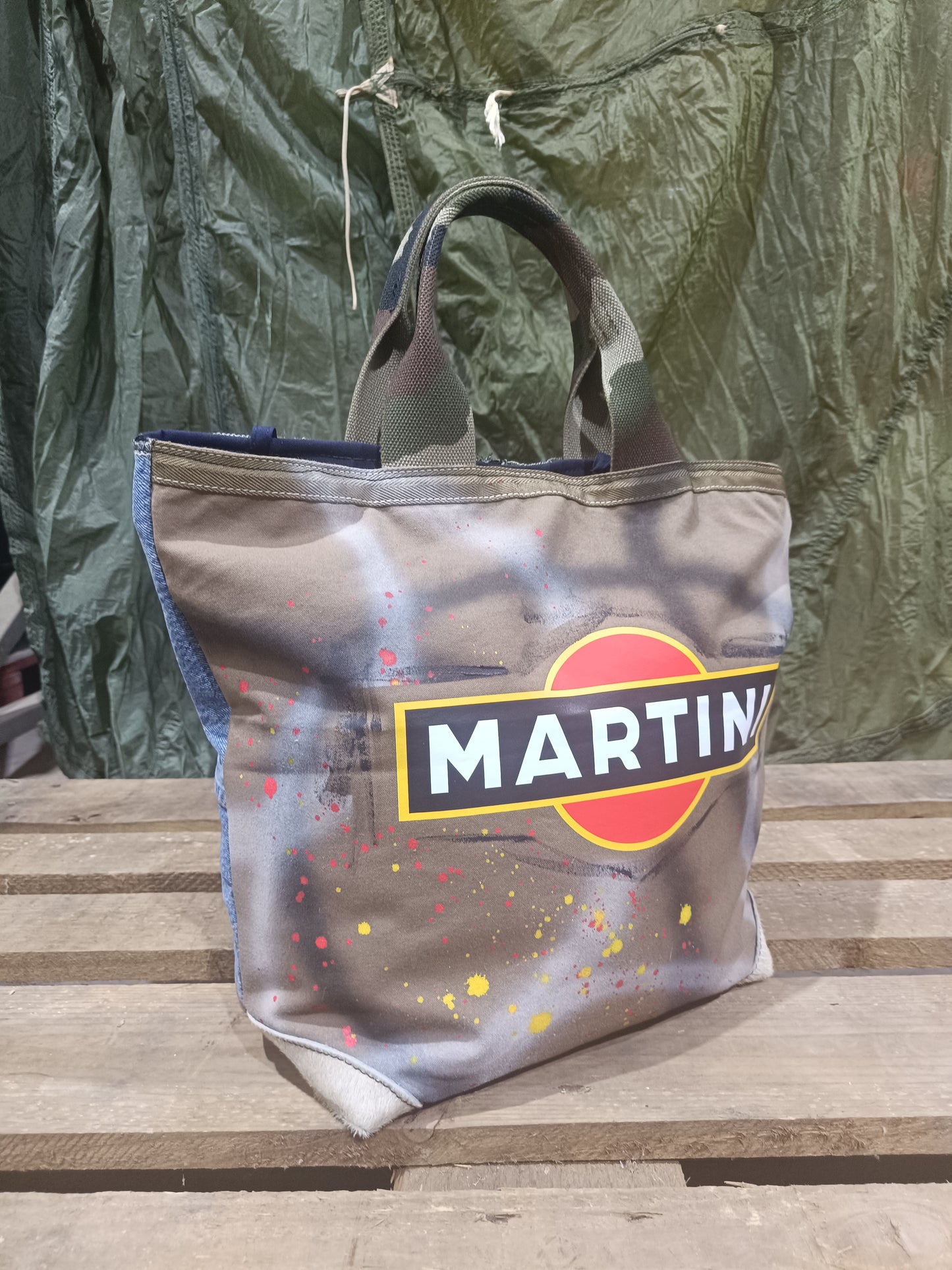 Shopping bag