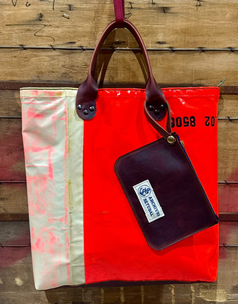 THE AVIATION TOTE BAG 0.2