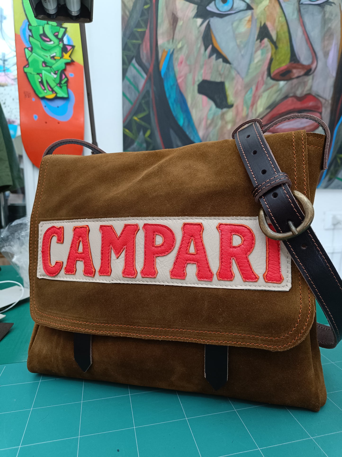 Messenger bag