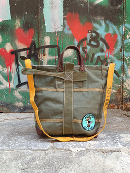 THE AVIATION TOTE BAG 0.1
