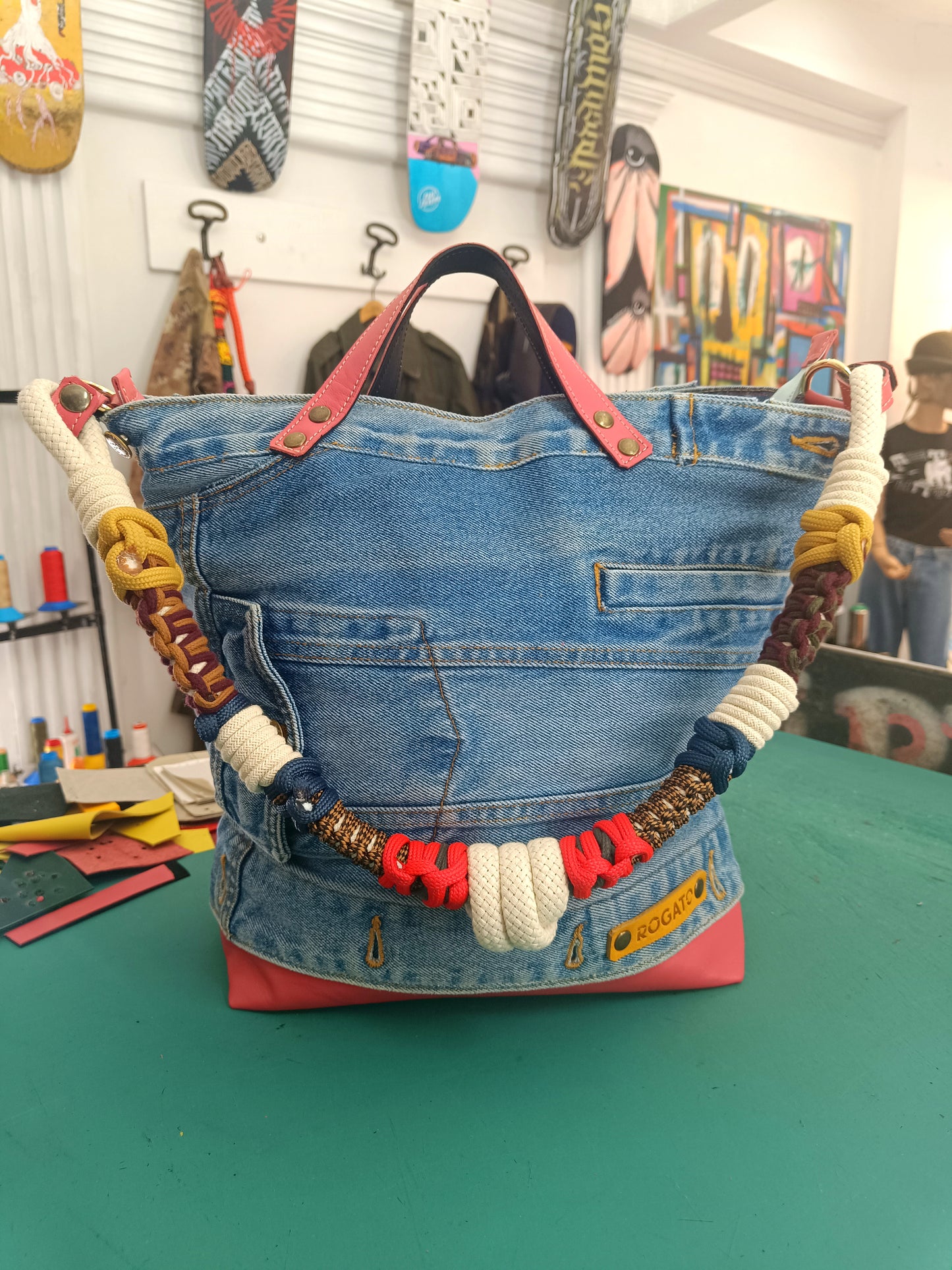Shopping bag