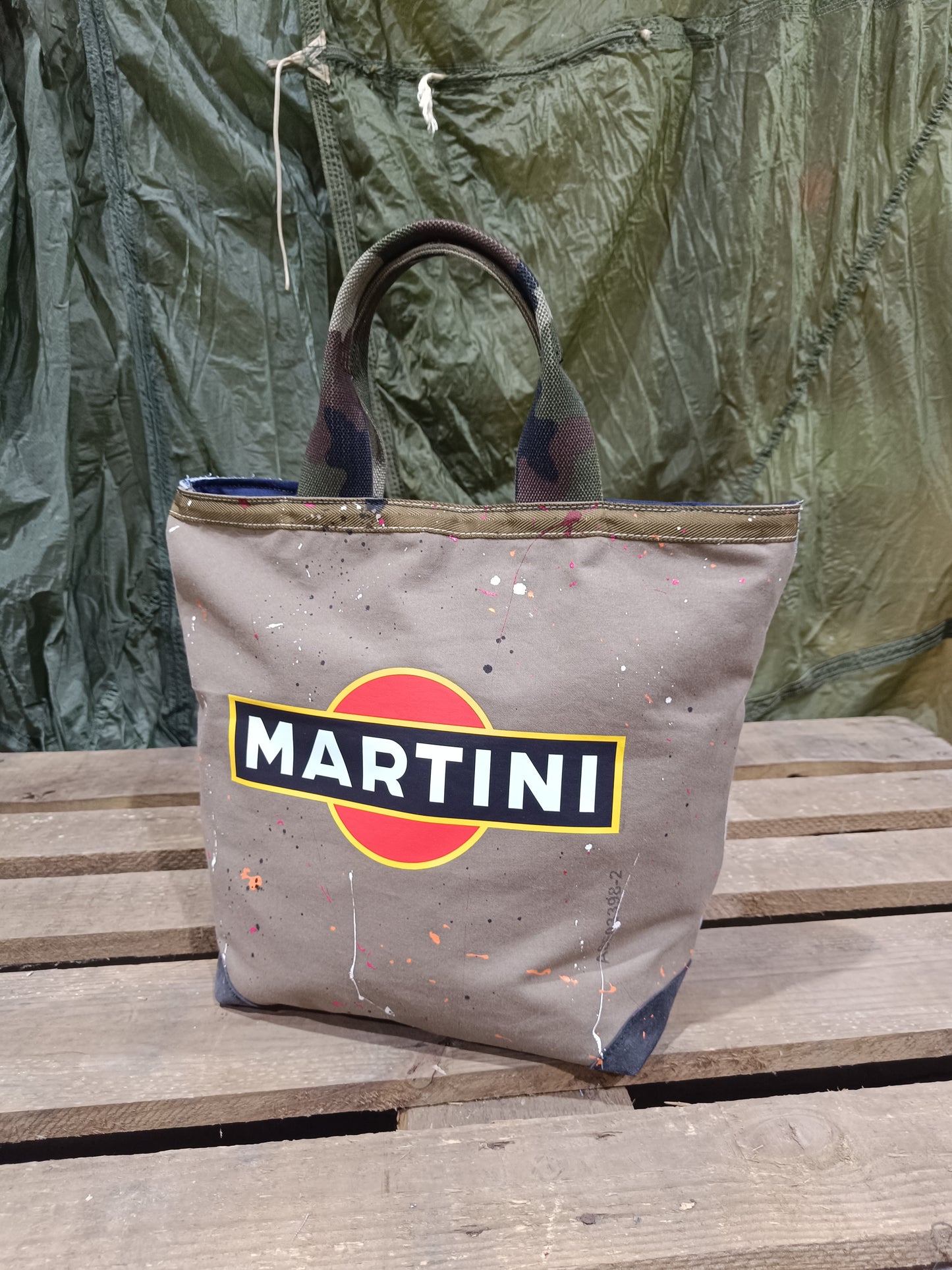 Shopping bag