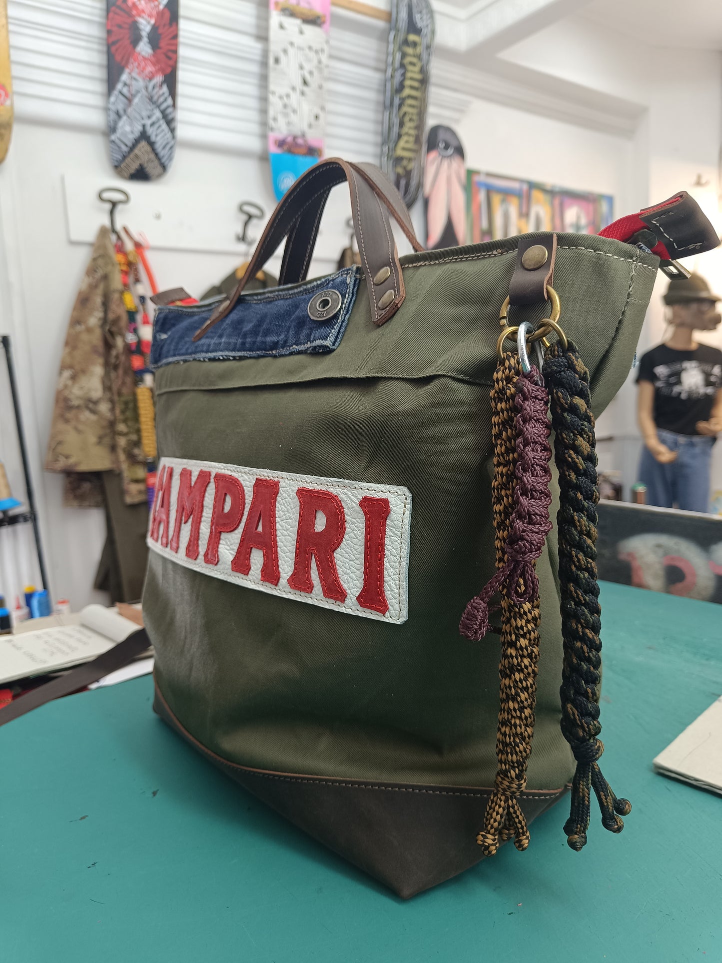 Shopping bag